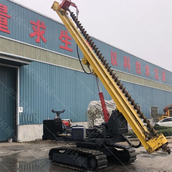 直銷光伏履帶鉆孔機，螺旋光伏鉆孔機